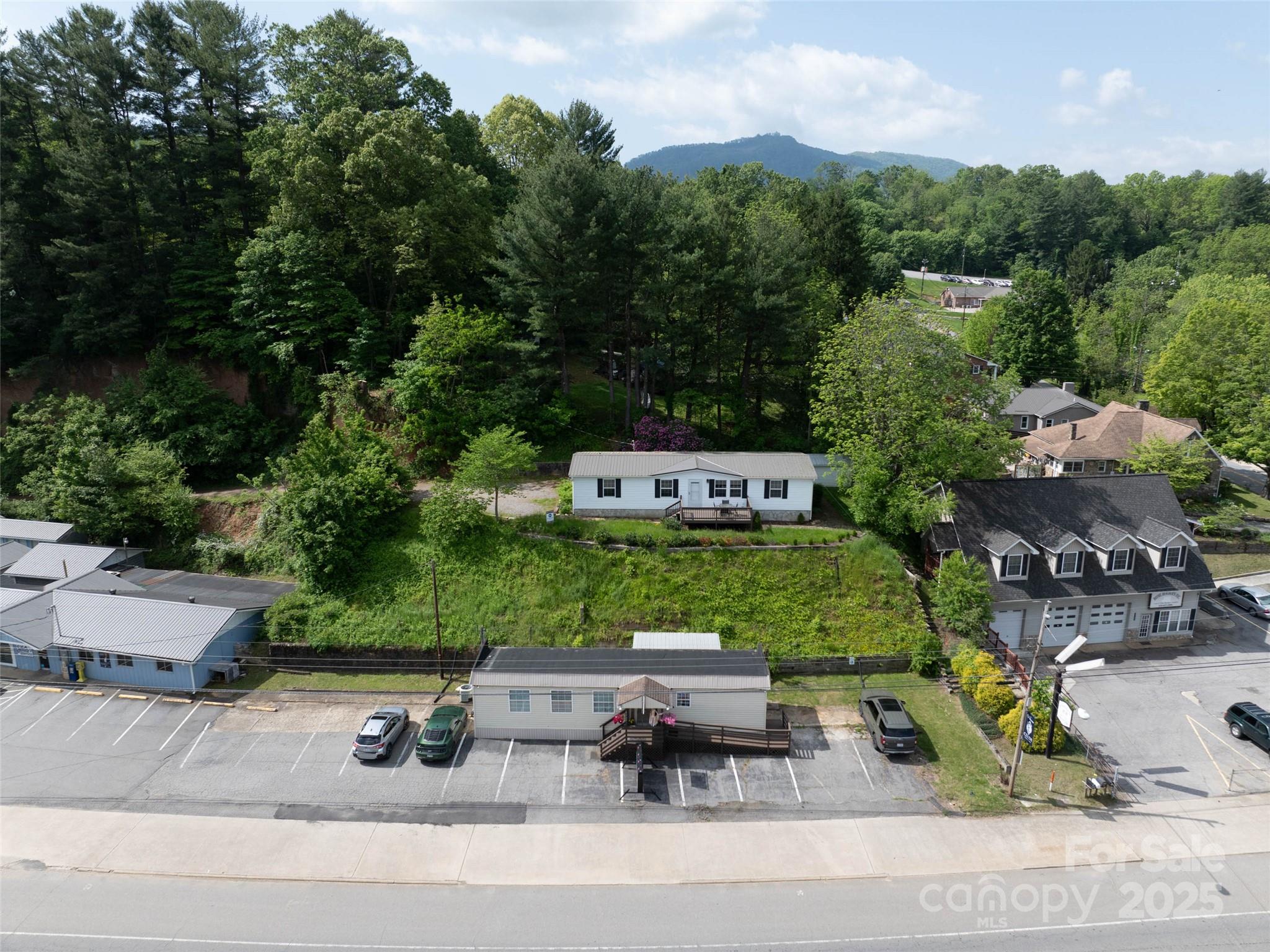 8305 Carolina Boulevard Clyde NC 28721