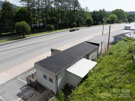 8305 Carolina Boulevard Clyde NC 28721
