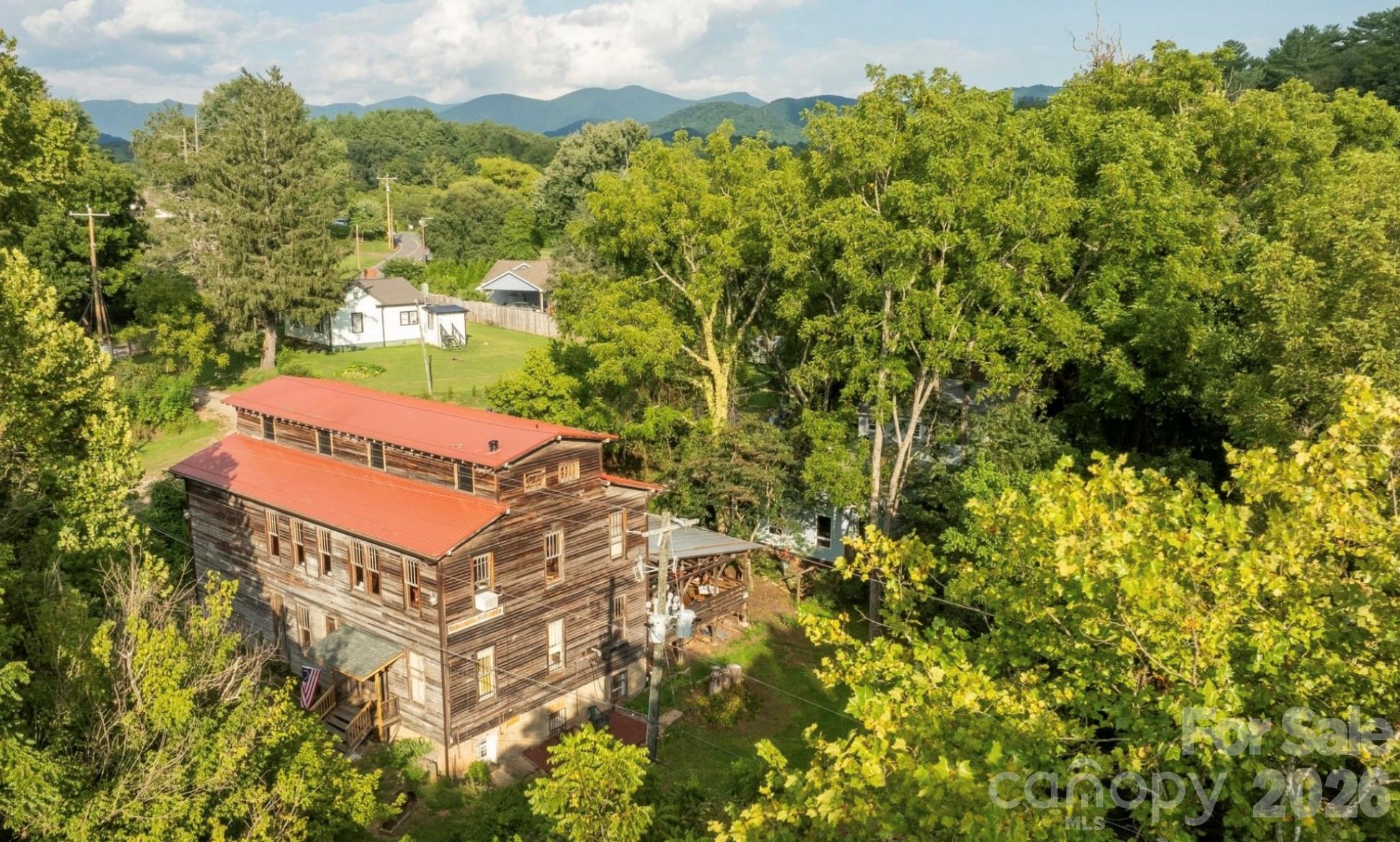 9/1 Old Mill Lane Weaverville NC 28787