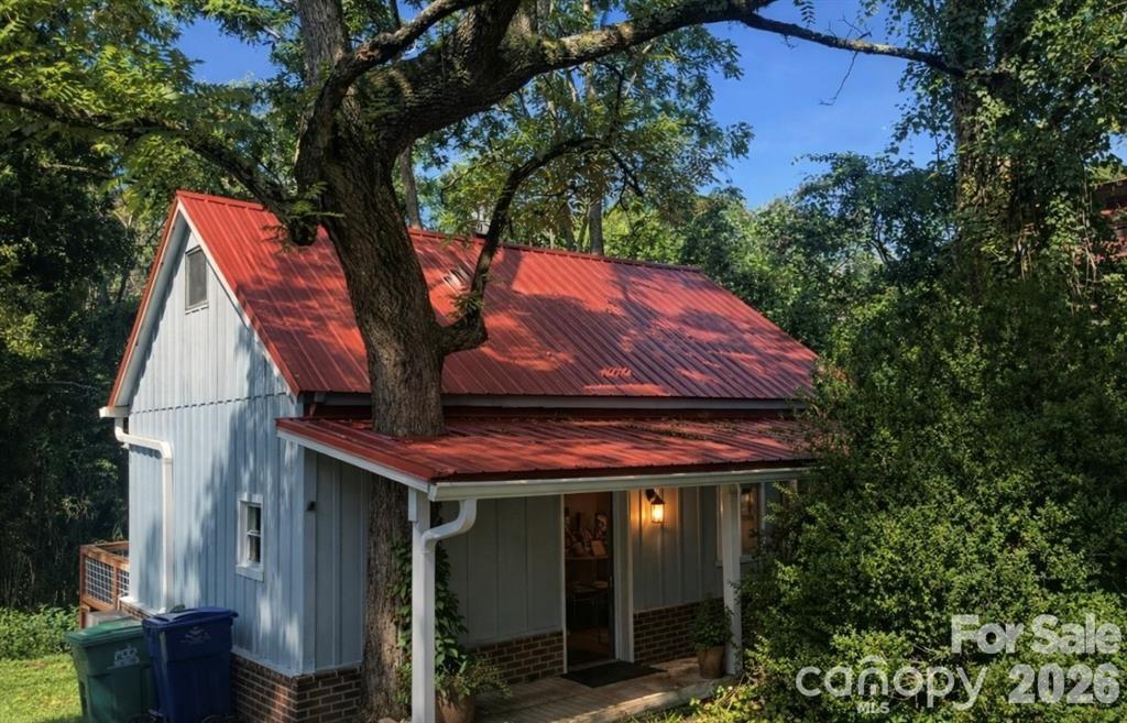 9/1 Old Mill Lane Weaverville NC 28787