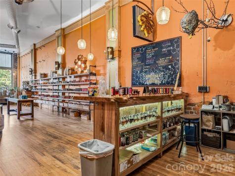 32 Broadway Street Asheville NC 28801