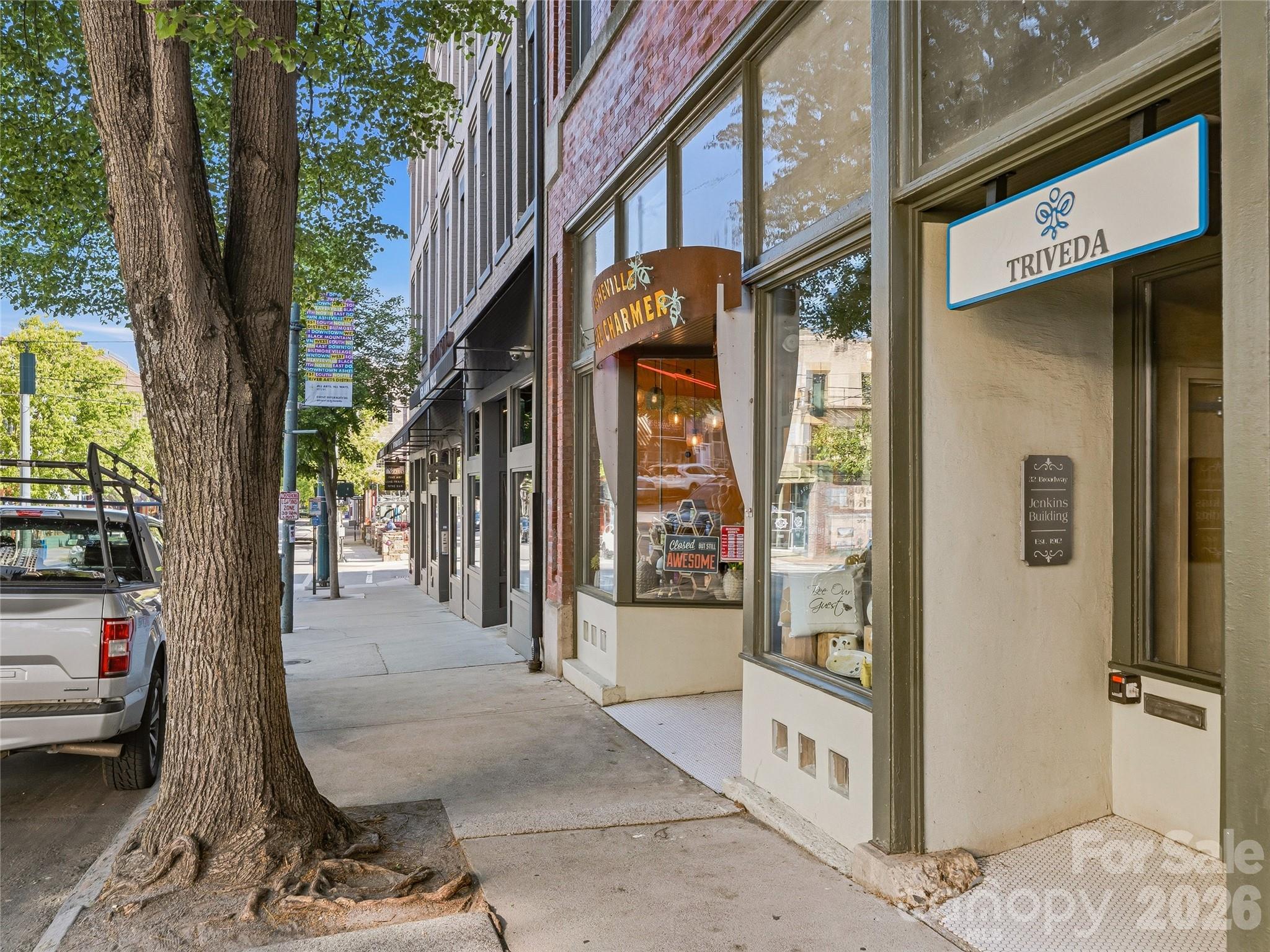 32 Broadway Street Asheville NC 28801