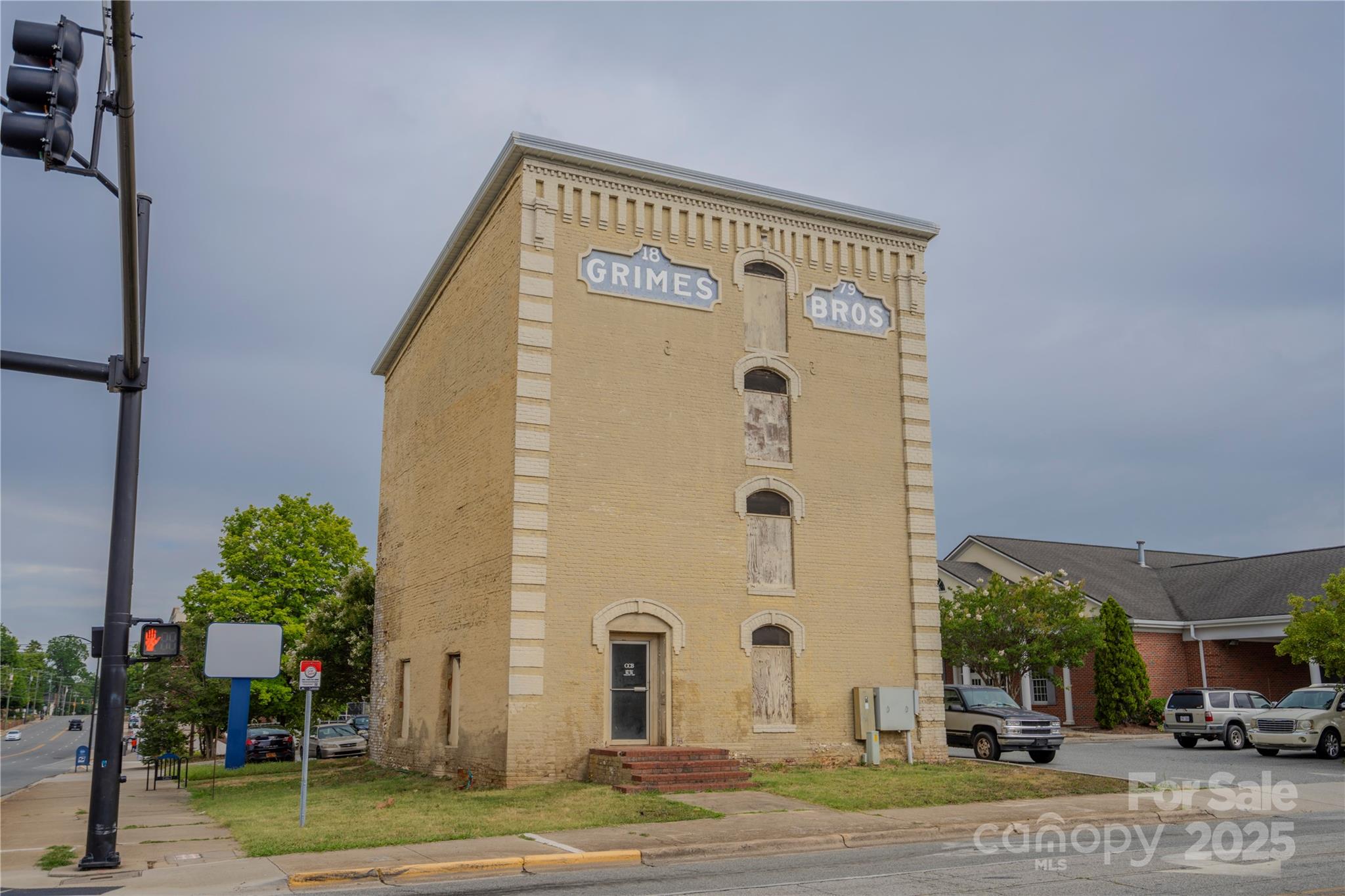 1 N State Street Lexington NC 27292