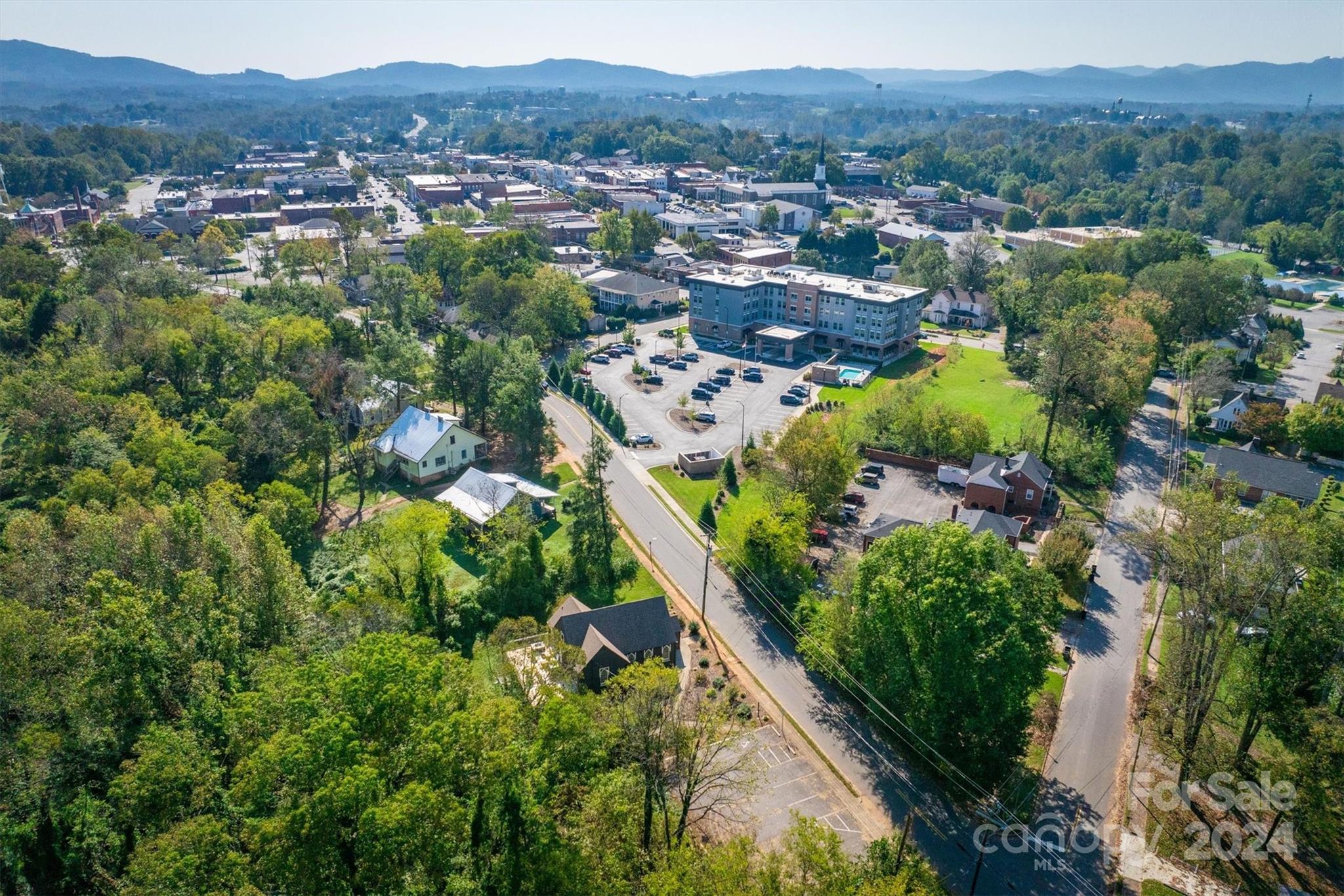 318 Bouchelle Street Morganton NC 28655