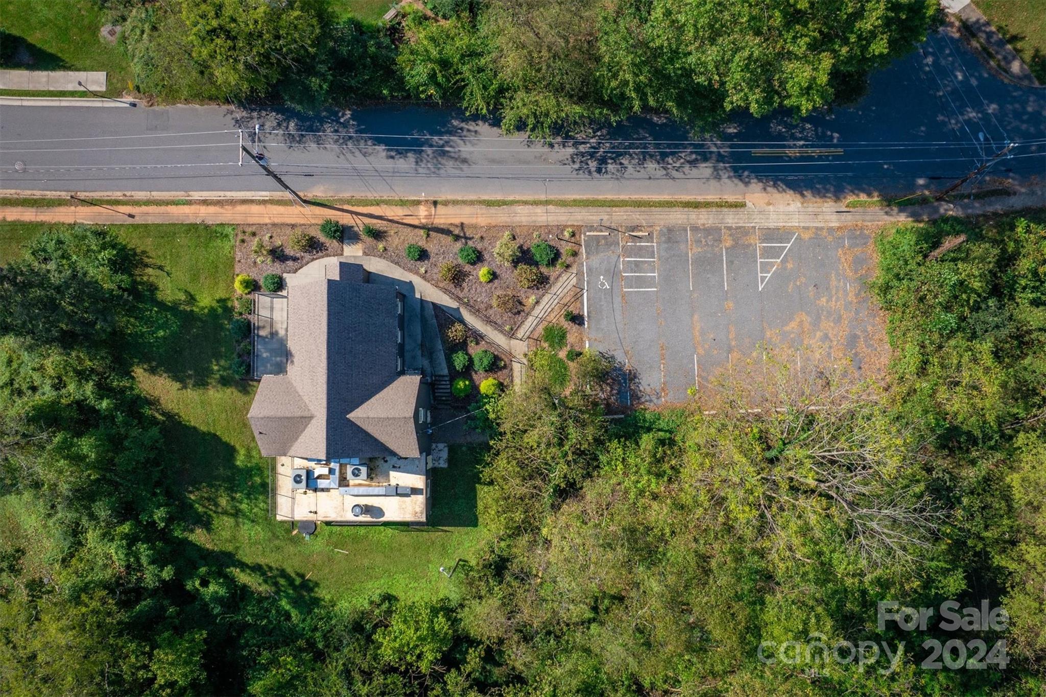 318 Bouchelle Street Morganton NC 28655