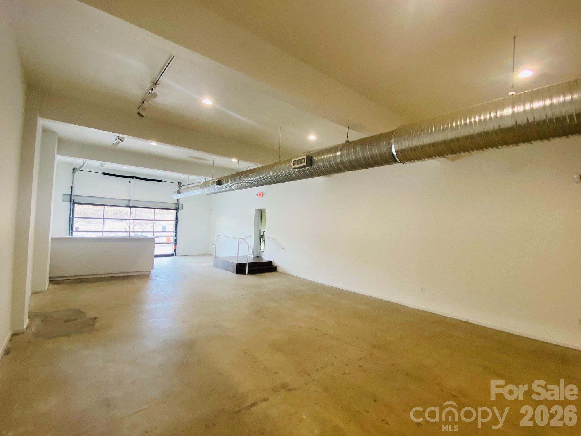 186 Coxe Avenue Asheville NC 28801