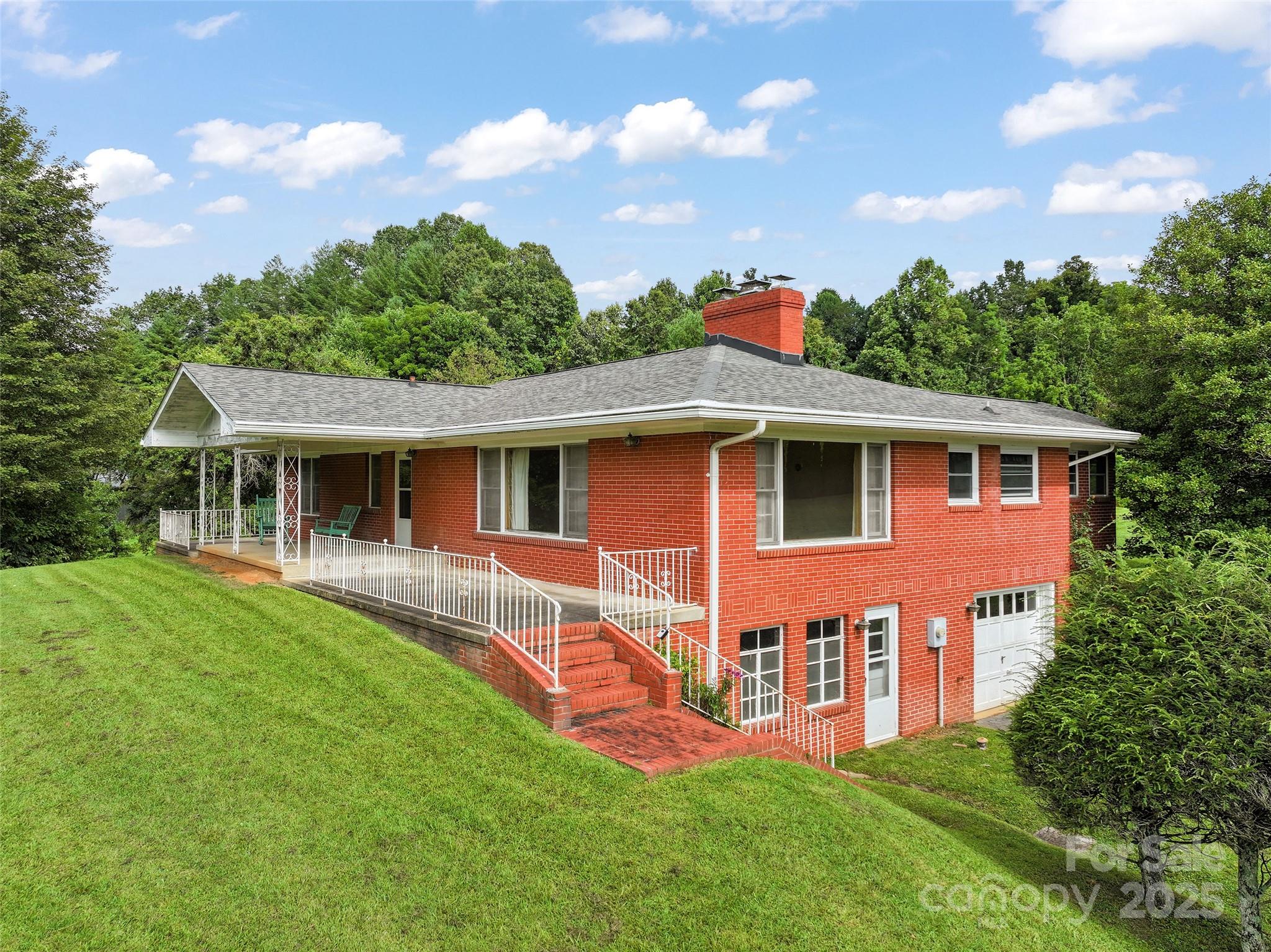 5 Noland Downs Road Waynesville NC 28785