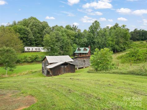 5 Noland Downs Road Waynesville NC 28785