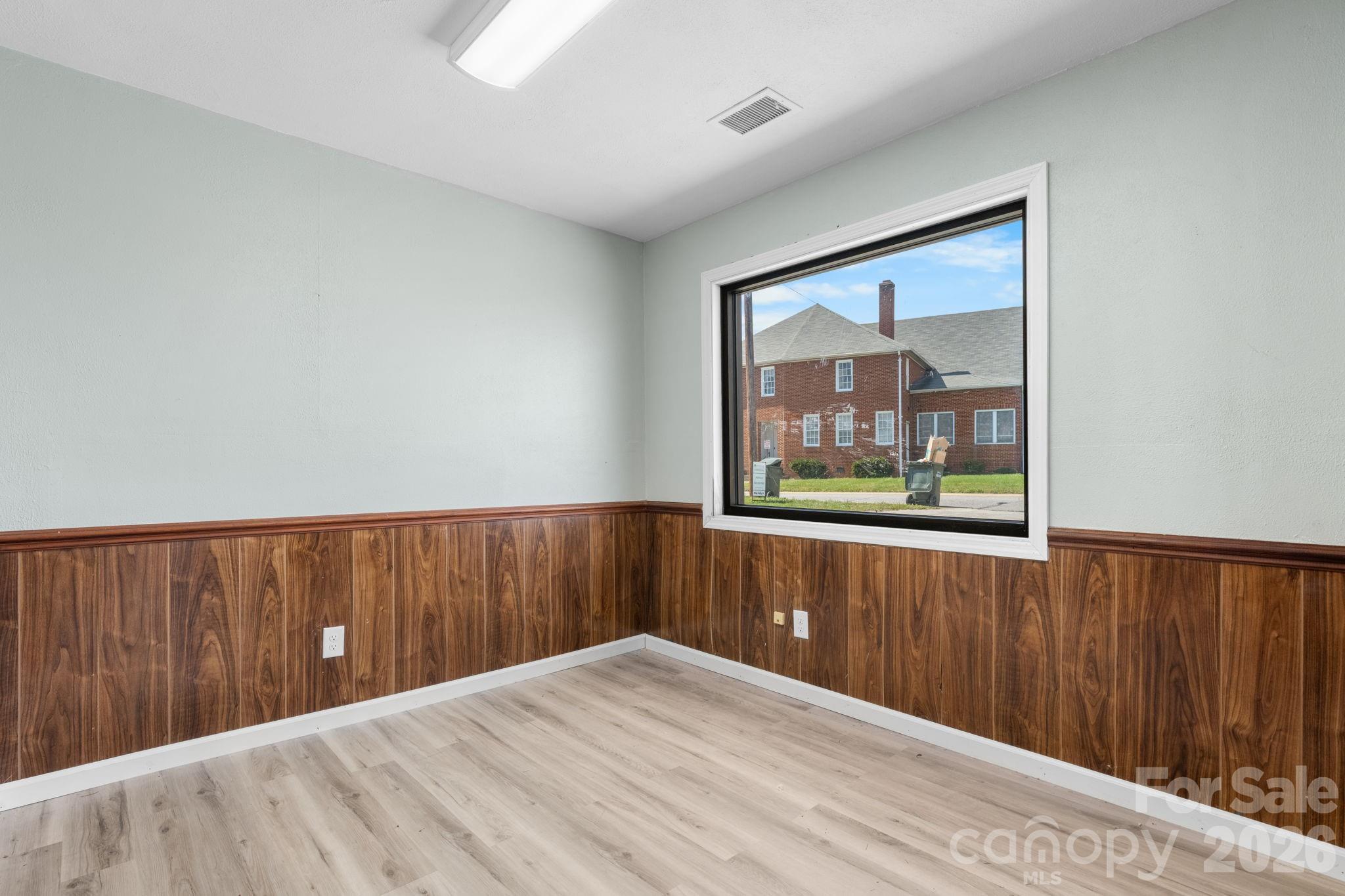 121 13th Street SW Hickory NC 28602