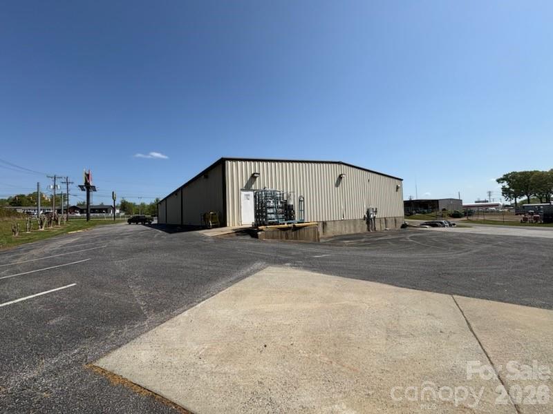 1848 E Dixon Boulevard Shelby NC 28152