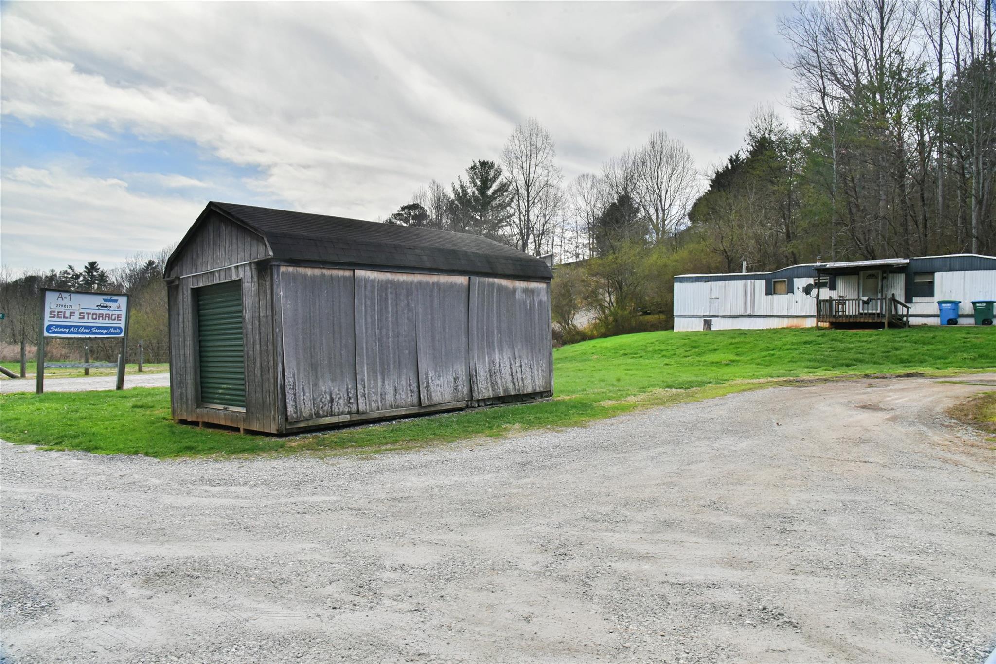 360 & 364 Old Mars Hill Highway Weaverville NC 28787