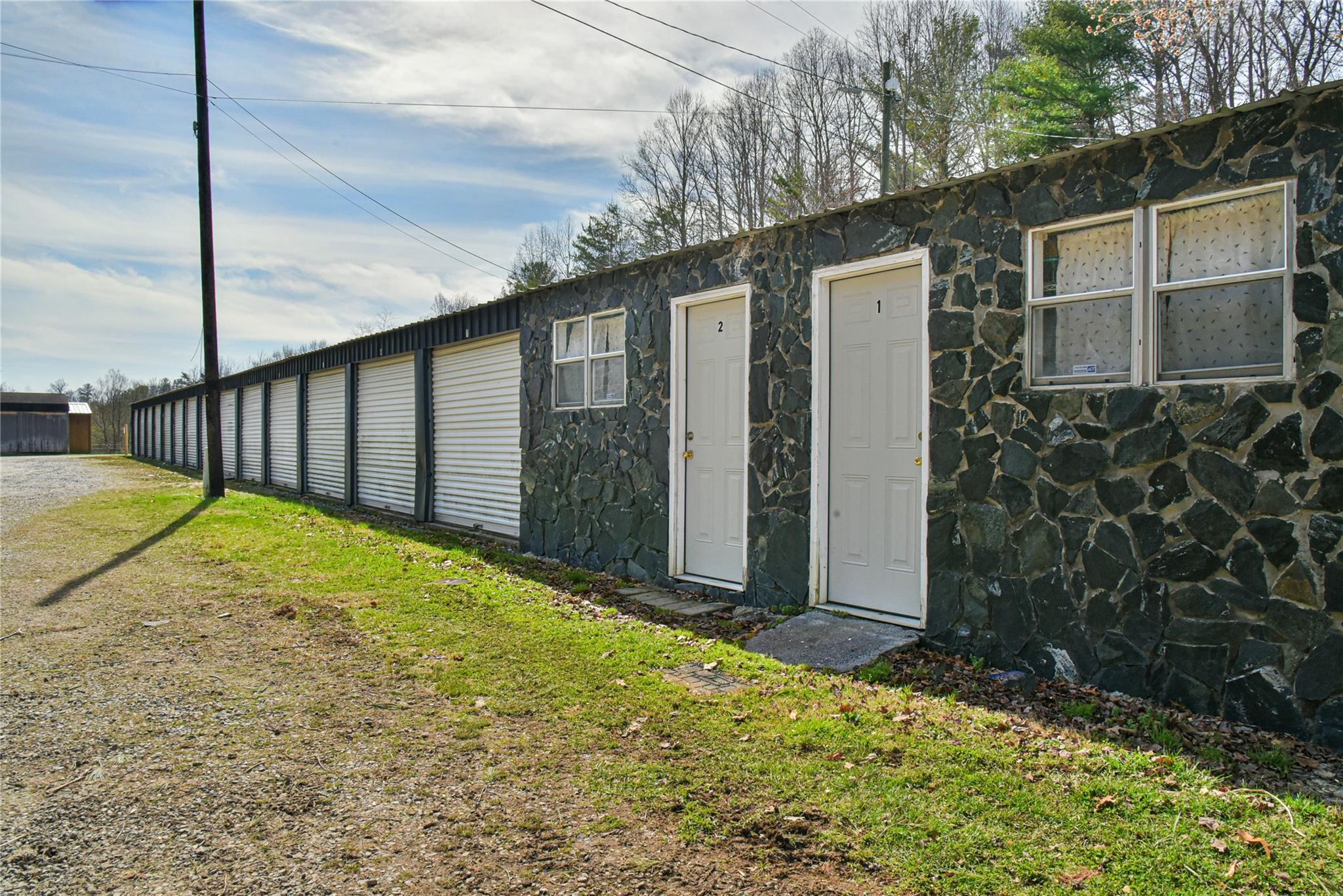 360 & 364 Old Mars Hill Highway Weaverville NC 28787