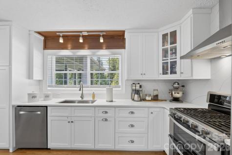 1818 Hickory Boulevard SW Lenoir NC 28645
