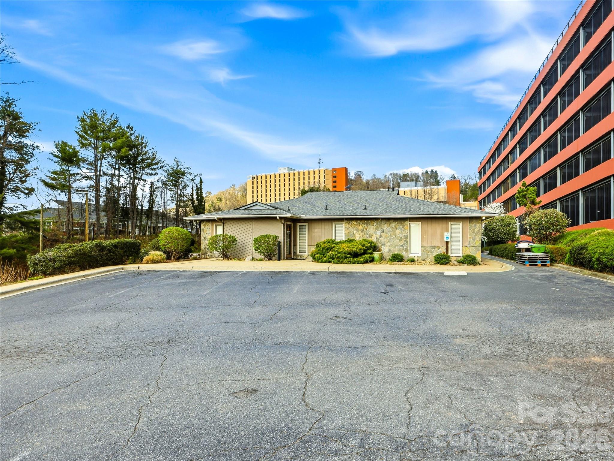 6 Brooklet Street Asheville NC 28801