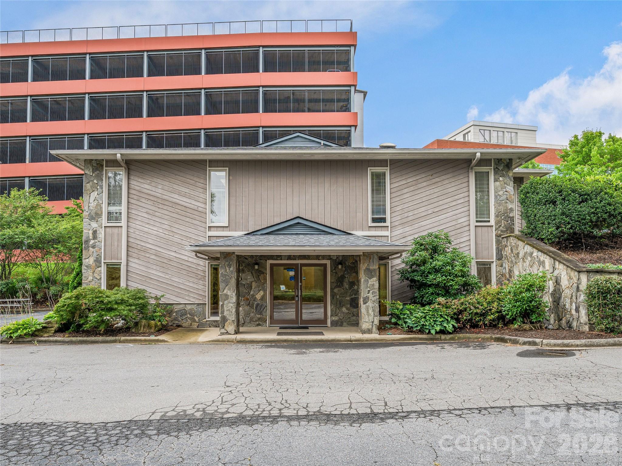 6 Brooklet Street Asheville NC 28801