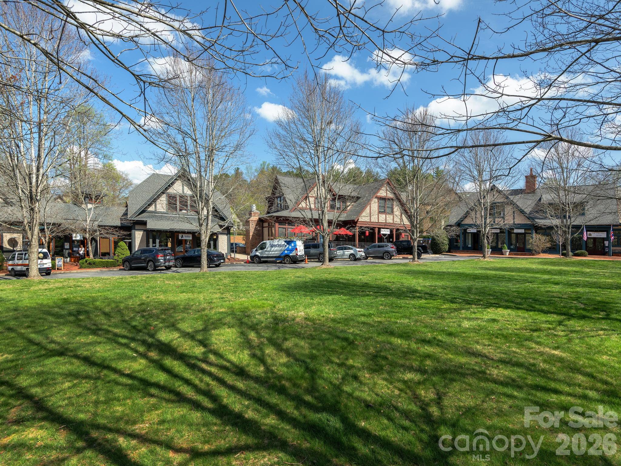 2 E Market Street Black Mountain NC 28711