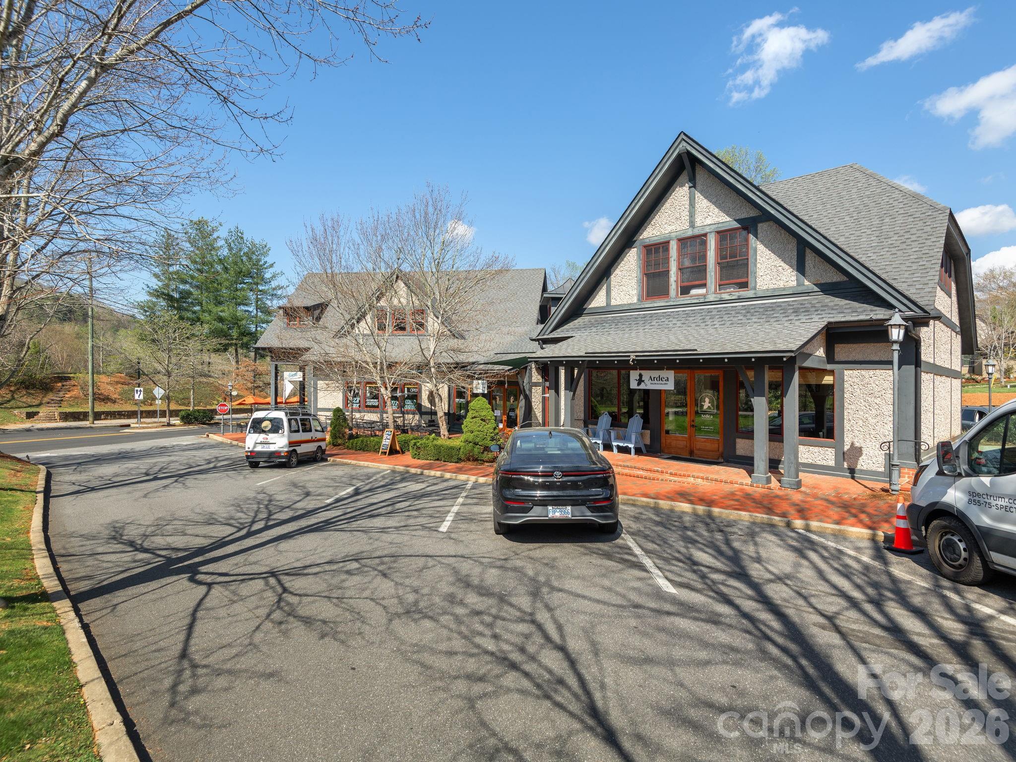 2 E Market Street Black Mountain NC 28711
