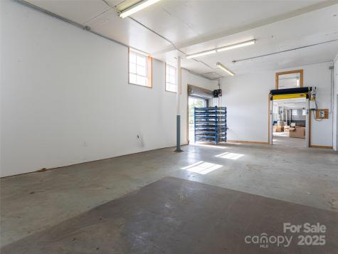 701 Oriole Drive Hendersonville NC 28792
