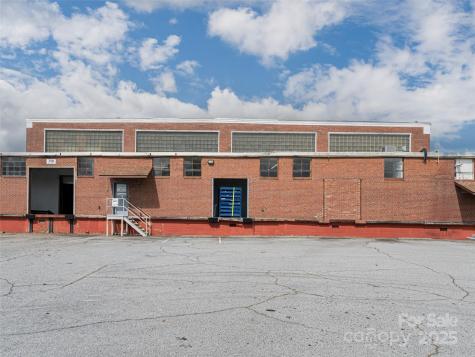 701 Oriole Drive Hendersonville NC 28792