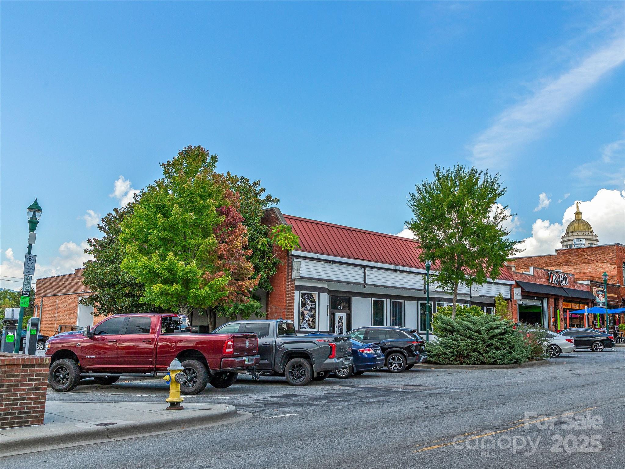 125 S Main Street Hendersonville NC 28792