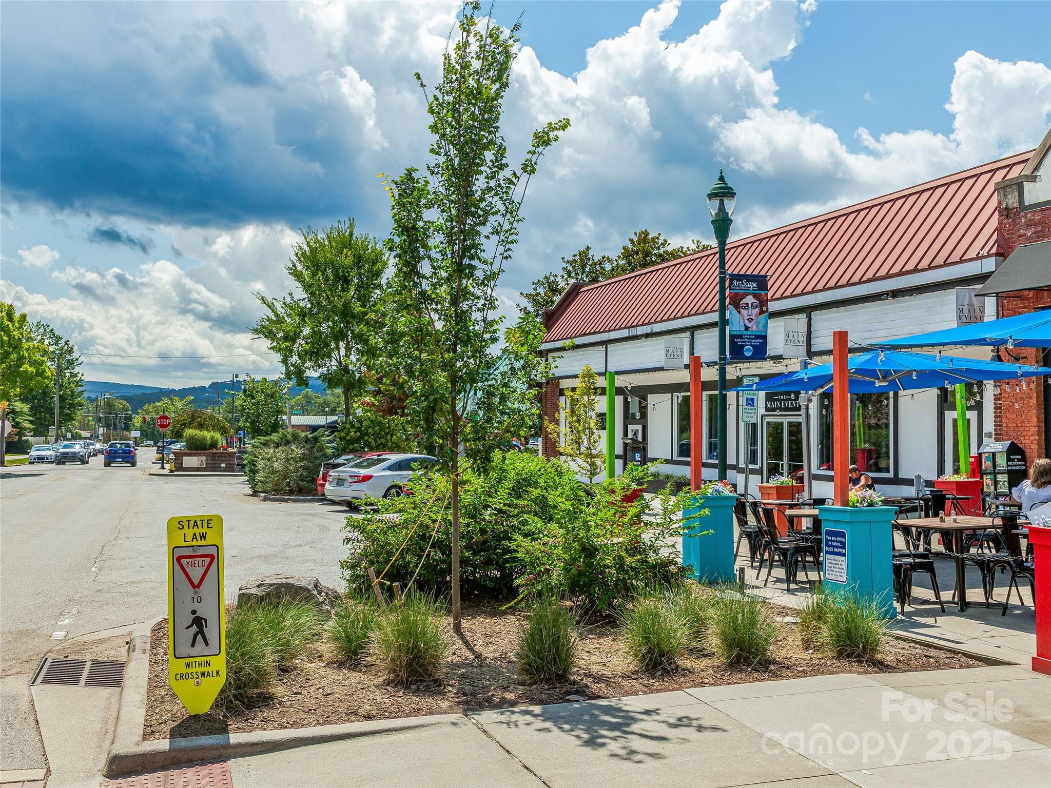 125 S Main Street Hendersonville NC 28792