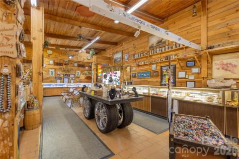 9410 Sylva Road Franklin NC 28734