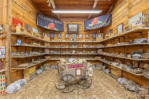 9410 Sylva Road Franklin NC 28734