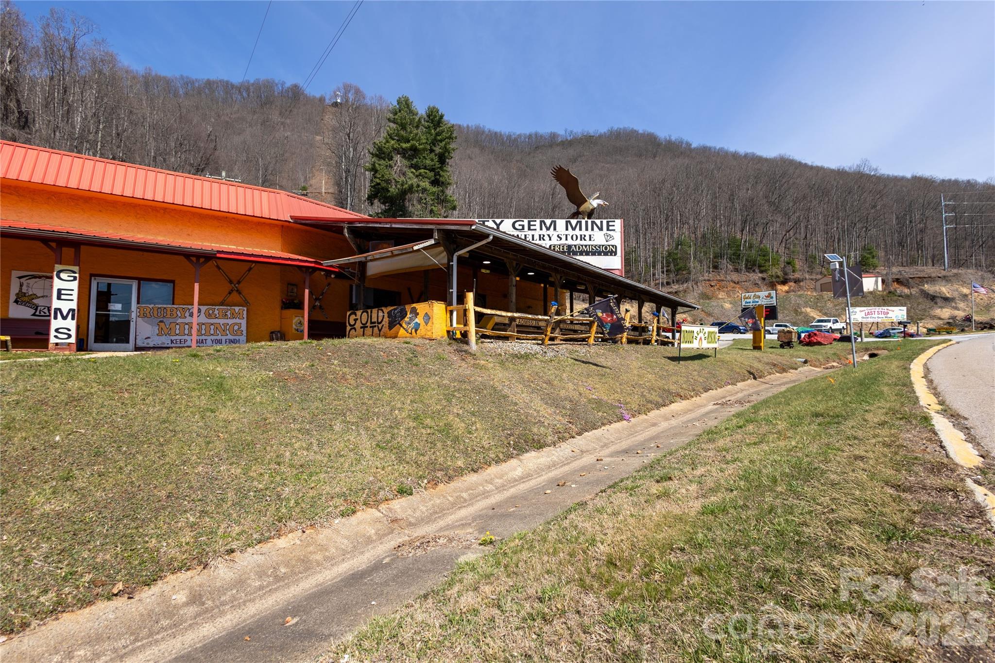 9410 Sylva Road Franklin NC 28734