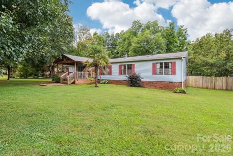 122 S Main Street New London NC 28127