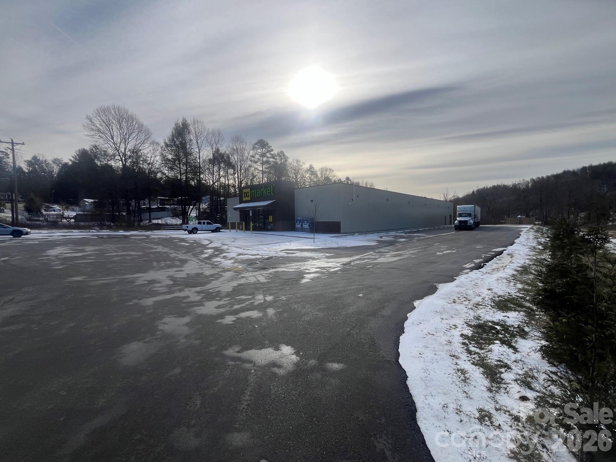 4450 Us 70 Highway E Marion NC 28752