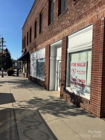 201 N Main Street Hendersonville NC 28739