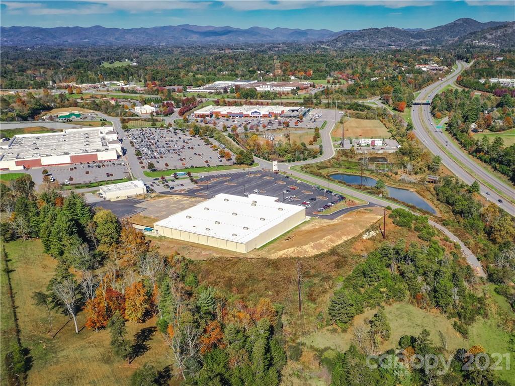 99999 Northridge Commons Parkway Weaverville NC 28787