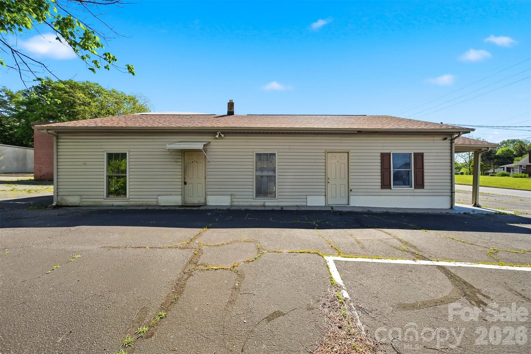 820 & 822 2nd Avenue SW Hickory NC 28602