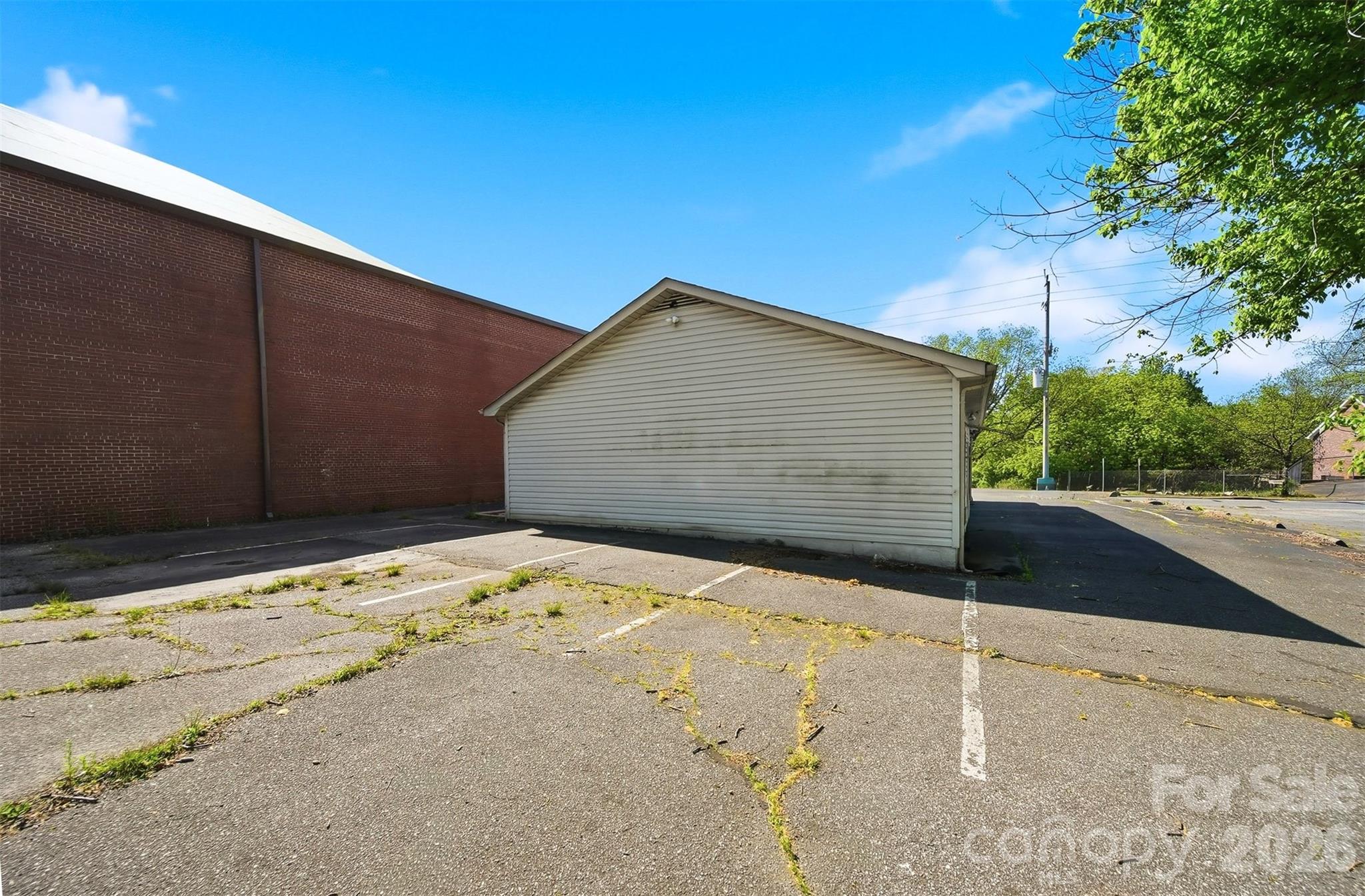820 & 822 2nd Avenue SW Hickory NC 28602