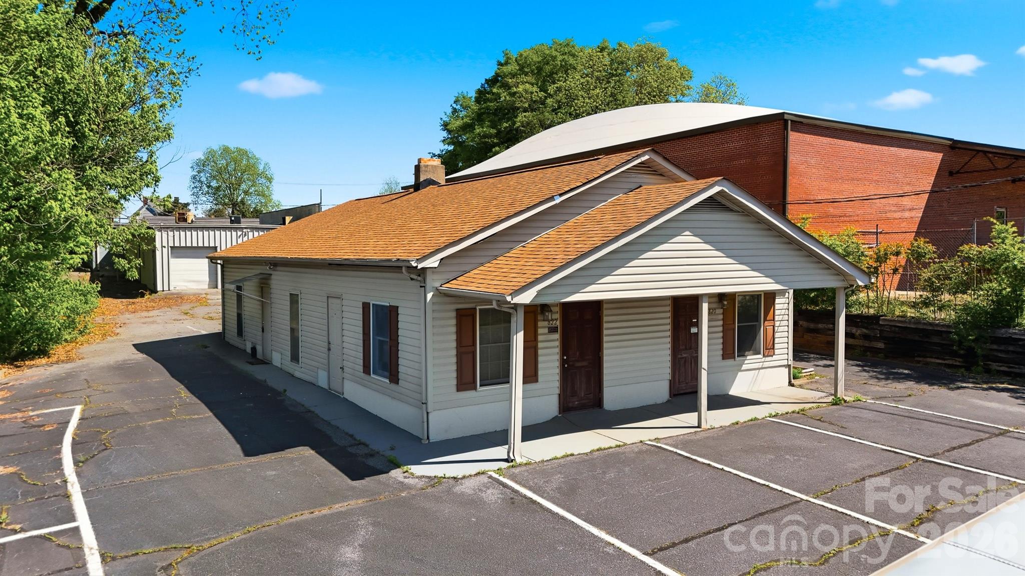 820 & 822 2nd Avenue SW Hickory NC 28602