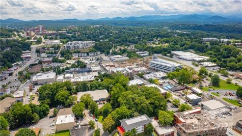 11 Collier Avenue Asheville NC 28801