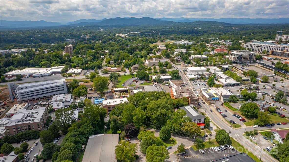 11 Collier Avenue Asheville NC 28801