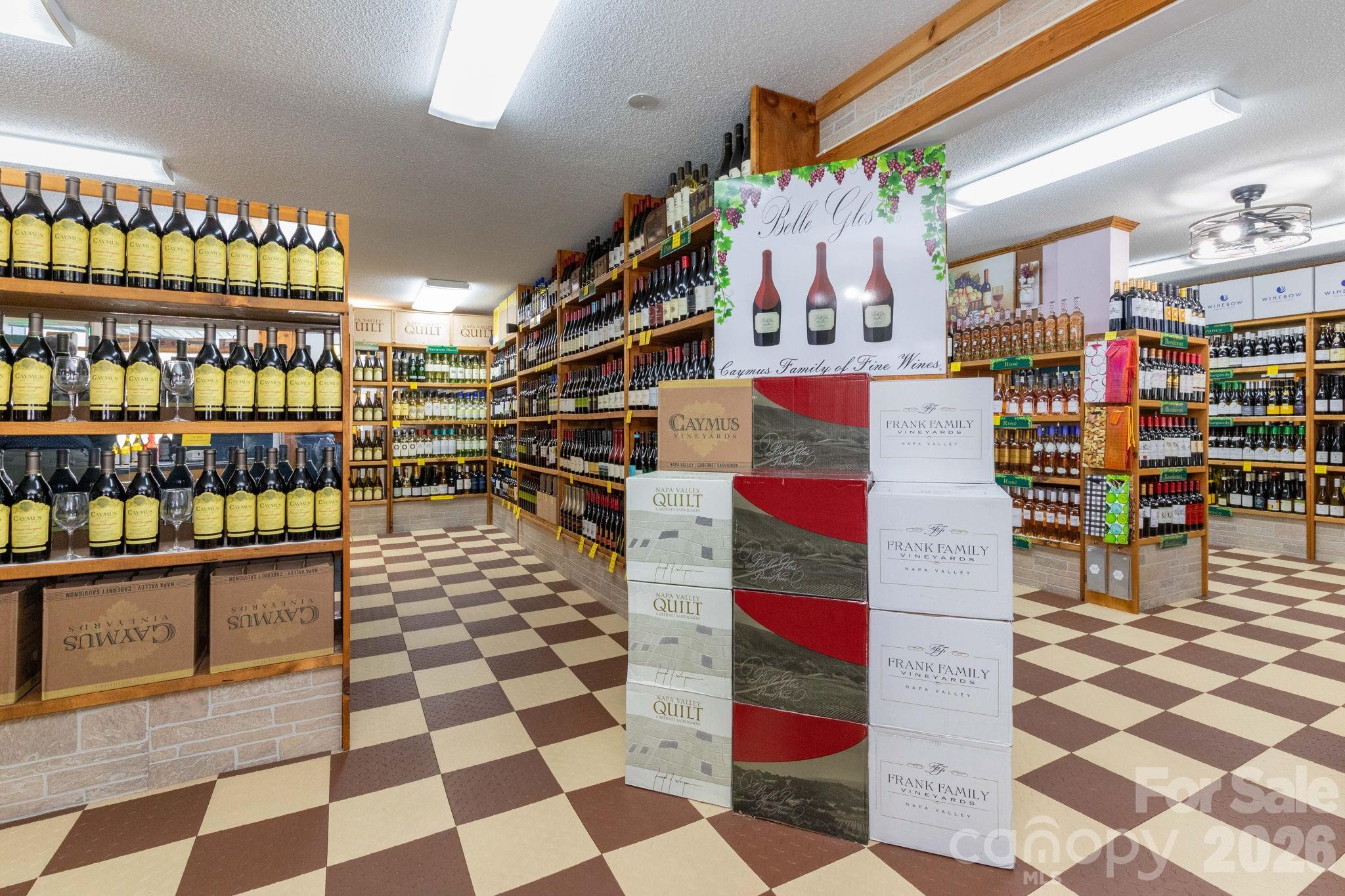 130 Us 64 E Cashiers NC 28741