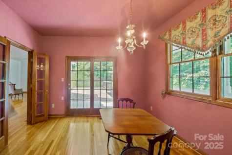 5580 Greenville Highway Brevard NC 28712