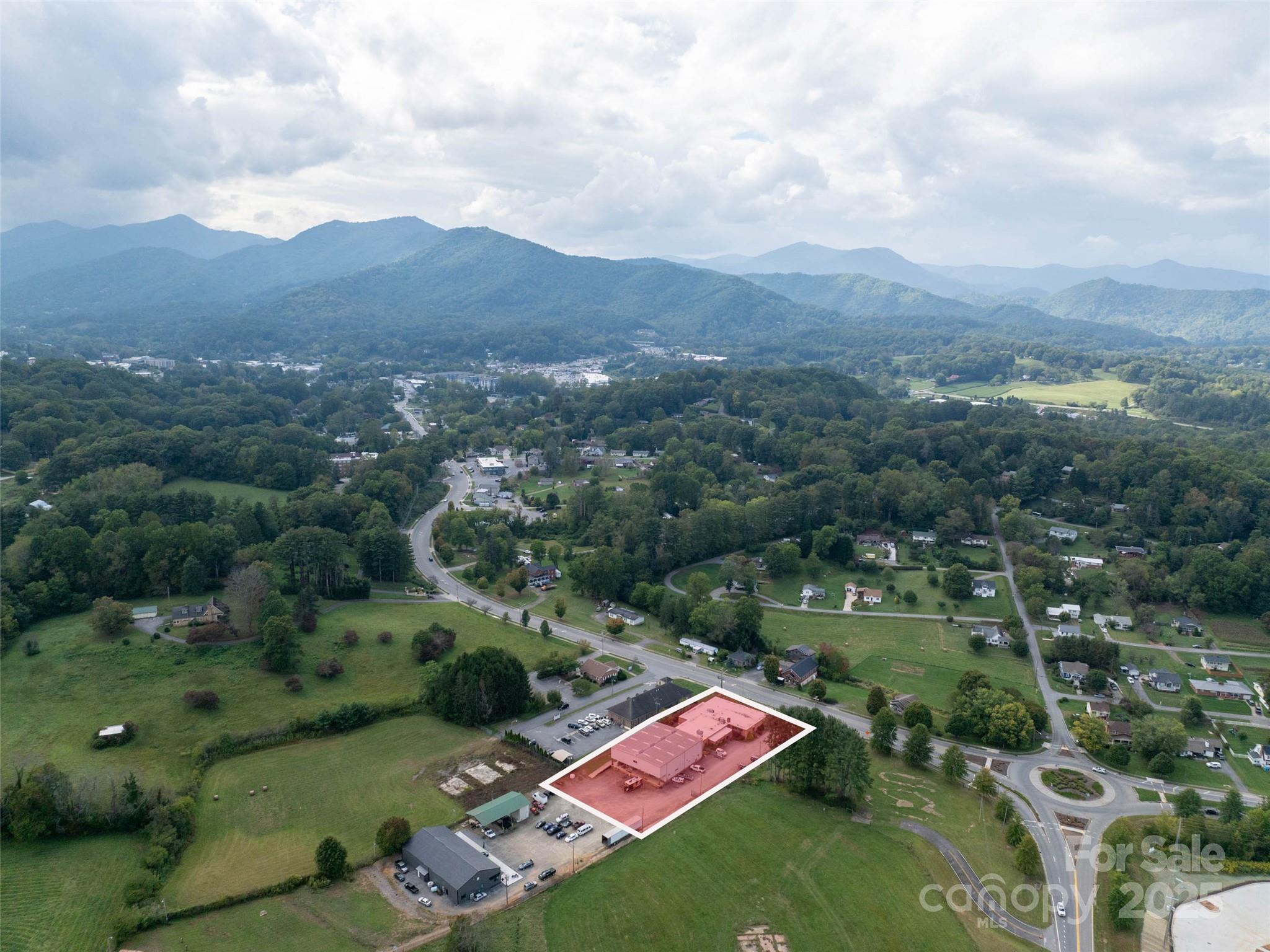 30 New Treads Drive Waynesville NC 28786
