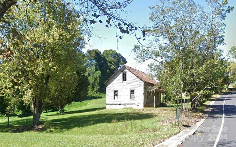 4246 Henry River Road Hickory NC 28602