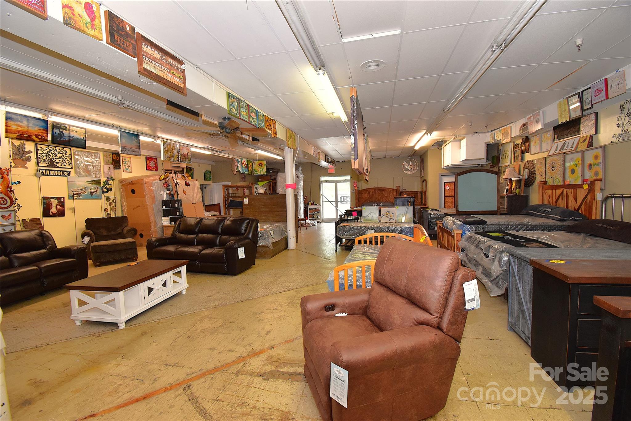 93 N Main Street Waynesville NC 28786