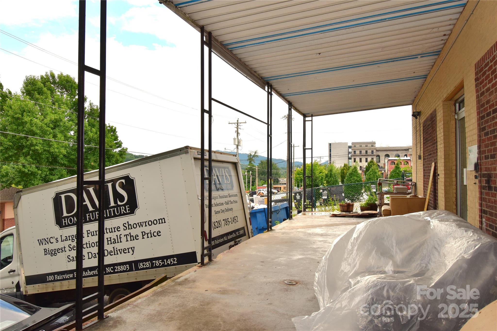 93 N Main Street Waynesville NC 28786