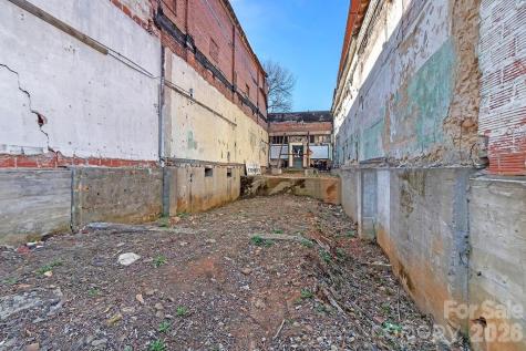 46 W Main Street Brevard NC 28712