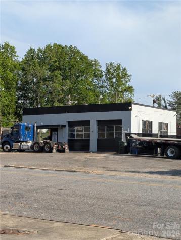 903 3rd Avenue NW Hickory NC 28601