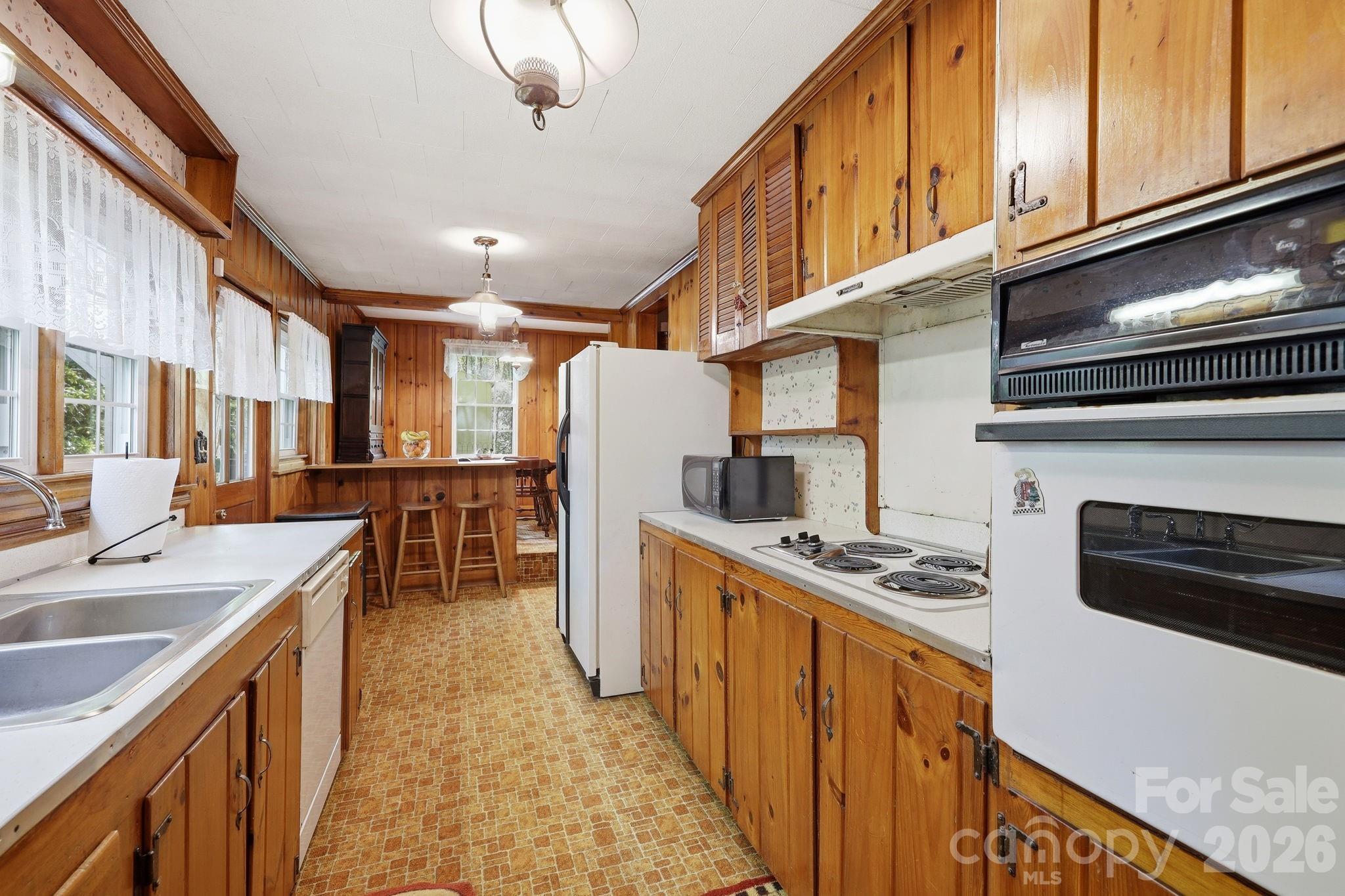 215 Old Us 70 Highway E Black Mountain NC 28711