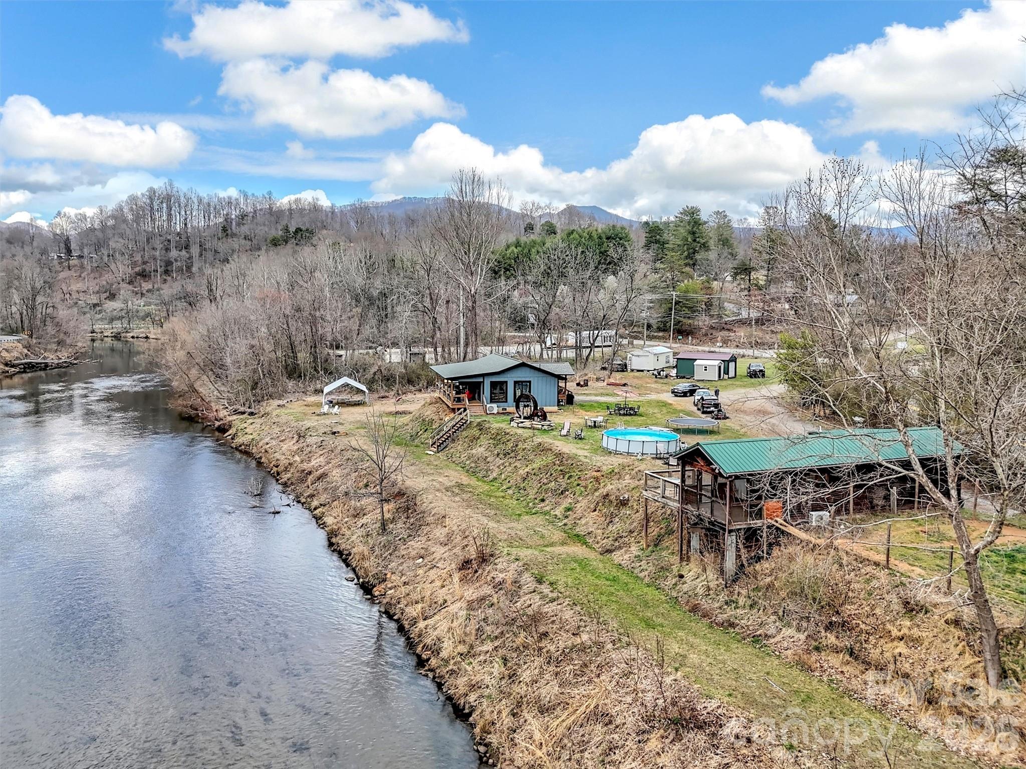 522 N River Road Sylva NC 28779