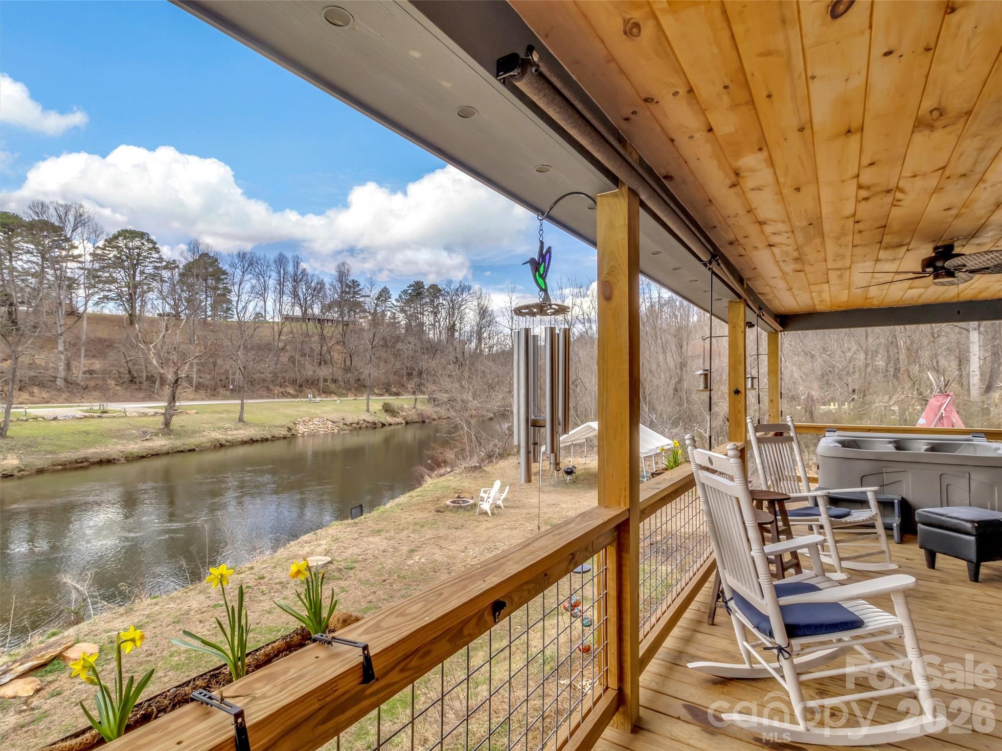 522 N River Road Sylva NC 28779