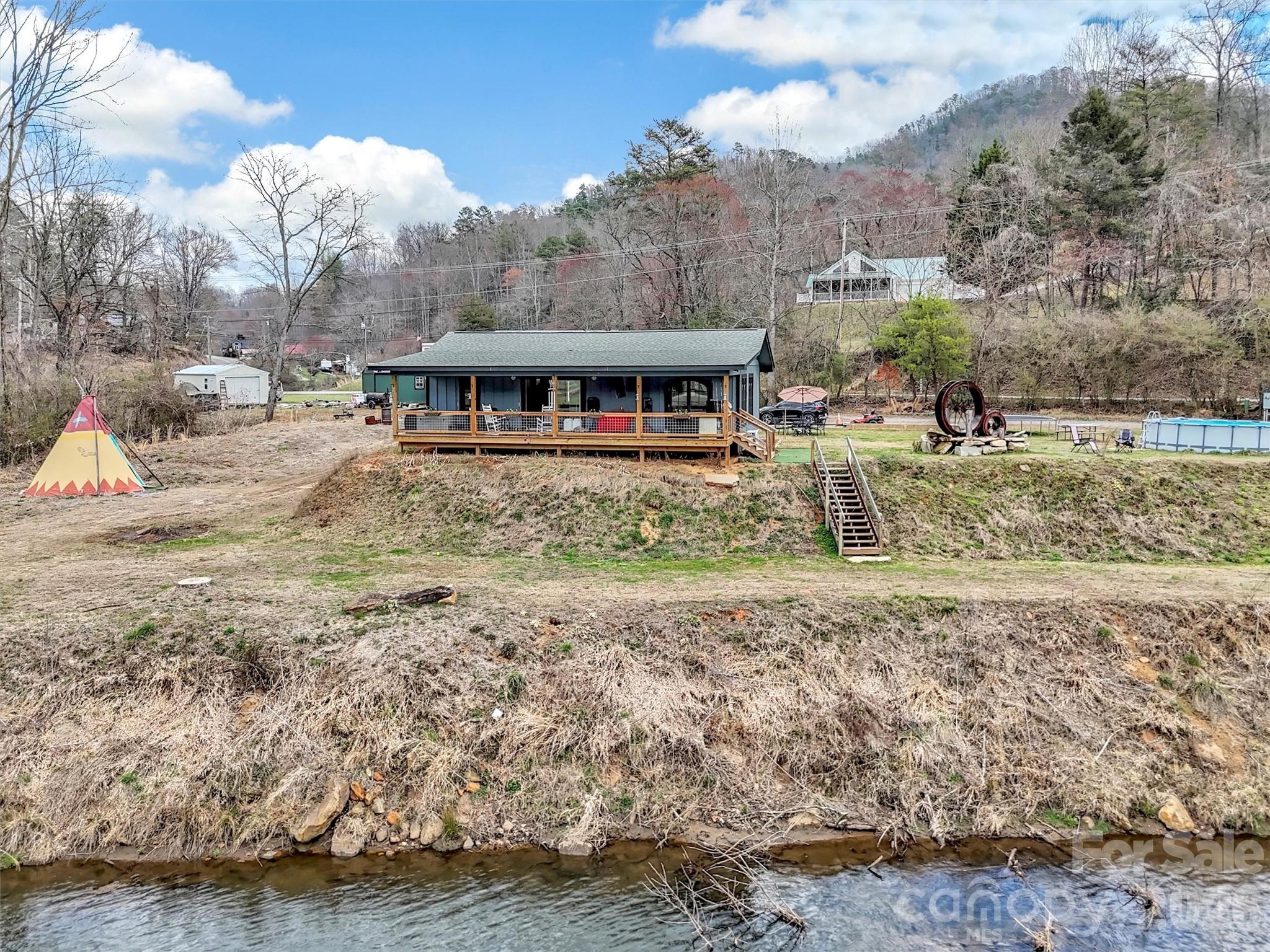522 N River Road Sylva NC 28779