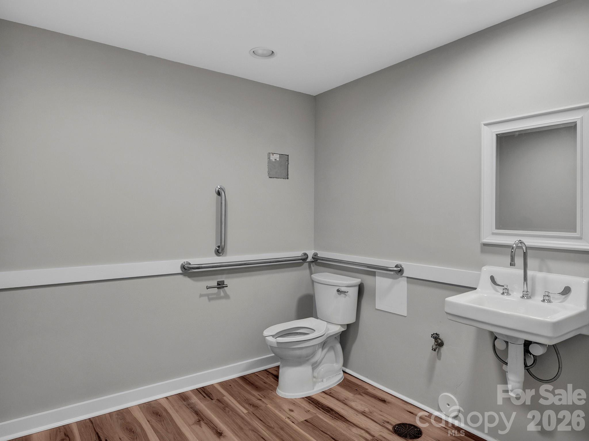 4620 Potter Road Matthews NC 28104